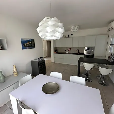 Ginevra - Swimming Pool With View Apartment